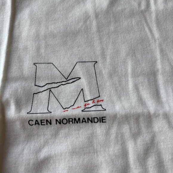 🎀 Buy 2 Get 1 Free 🎀 Arkana Memorial Caen Normandie T-Shirt Made in France - Picture 3 of 7